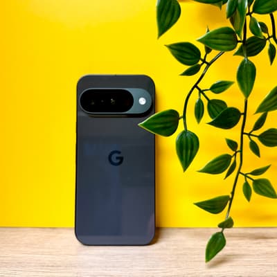 Notre test du Google Pixel 10 : un modèle standard qui a tout d'un grand