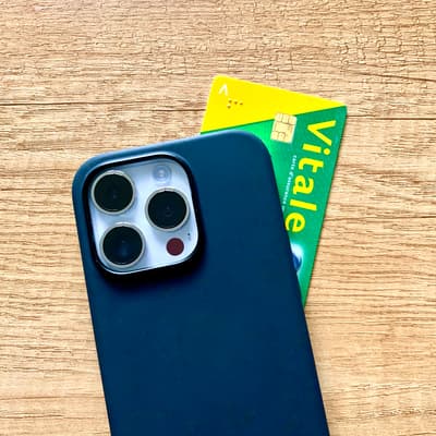 La carte Vitale arrive sur smartphone : qu'est-ce que ça veut dire ?