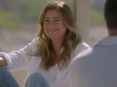 Grey’s Anatomy : Meredith Grey rend sa blouse et son scalpel