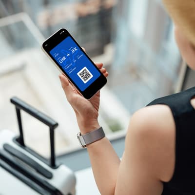 Comment enregistrer et utiliser sa carte d’embarquement sur son iPhone ?