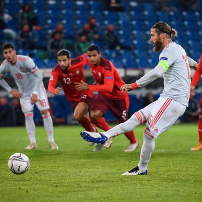 Il va encore falloir attendre avant de voir Sergio Ramos débuter au PSG