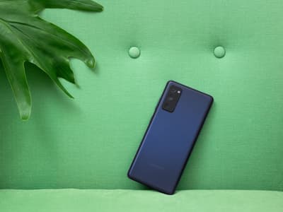 Samsung Galaxy S20 FE : qu’a-t-il de plus que le S20 ?