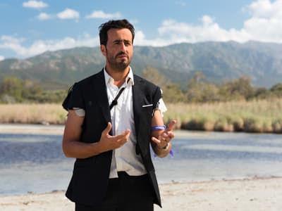 La Flamme et Le Flambeau : Jonathan Cohen préparerait bien une suite... au cinéma !