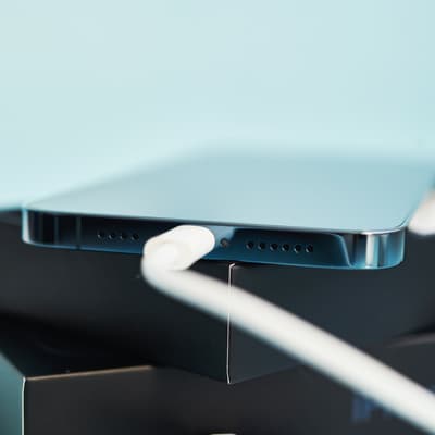 Quel chargeur utiliser pour un iPhone ?