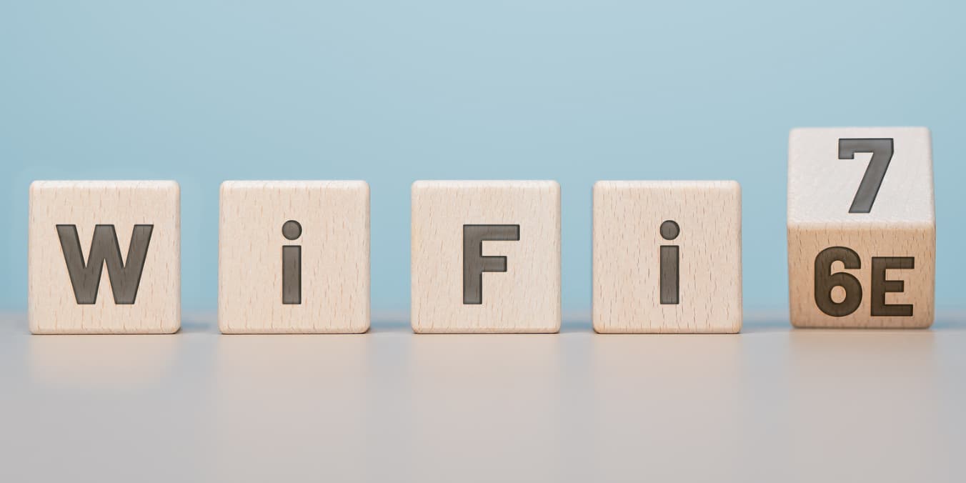Après l'introduction du Wi-Fi 6 en 2019, puis du Wi-Fi 6E en 2021, le réseau sans fil a connu une nouvelle révolution avec l'arrivée du Wi-Fi 7 en 2024.