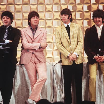 Découvrez une version inédite et surprenante de Yellow Submarine chantée par Lennon