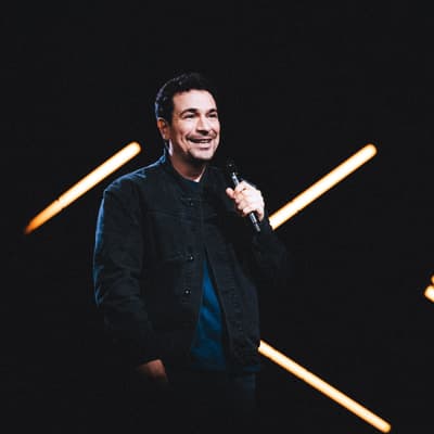 2023 : le spectacle de Yacine Belhousse est à (re)voir sur Canal+