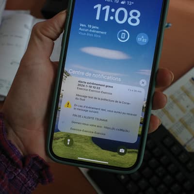 Alerte d'urgence : comment activer les notifications sur son smartphone ?
