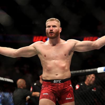 UFC : 3 titres mondiaux en jeu, dont le choc Blachowicz-Adesanya sur RMC Sport