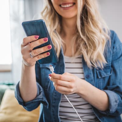 Ces mauvaises habitudes quand on recharge son iPhone