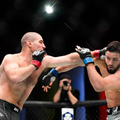 UFC 297 : ne manquez pas le choc entre Strickland et du Plessis, à suivre sur RMC Sport
