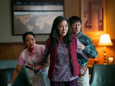Everything Everywhere All At Once : le film nommé aux Oscars arrive sur OCS