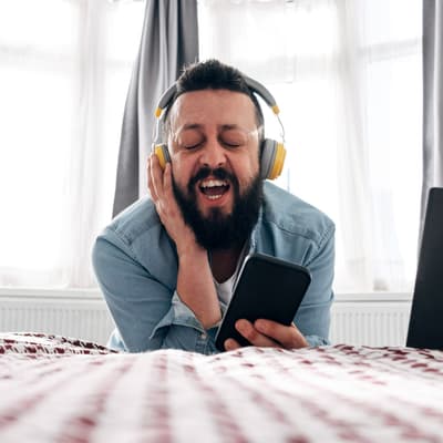 Surprise : Apple glisse un karaoké dans votre iPhone pour les fêtes