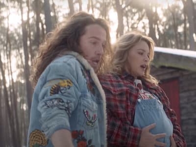 Julien Doré et Virginie Efira réunis dans le clip de Kiki