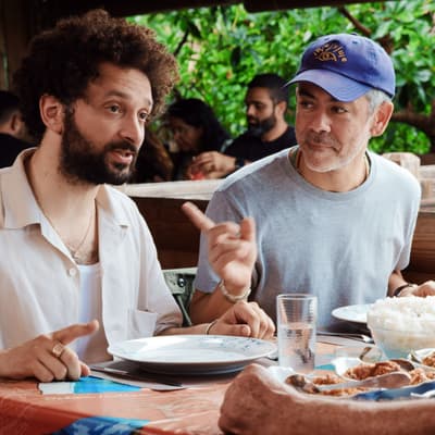 À La Poursuite du Rougail Saucisses : Manu Payet et William Lebghil partent à la Réunion sur Canal+