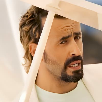Comme Jonathan Cohen dans Sentinelle,  5 acteurs qui ont chanté pour de rire