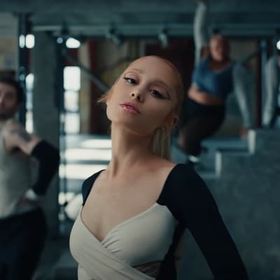 Yes, and ? : Ariana Grande de retour après 3 ans d’absence