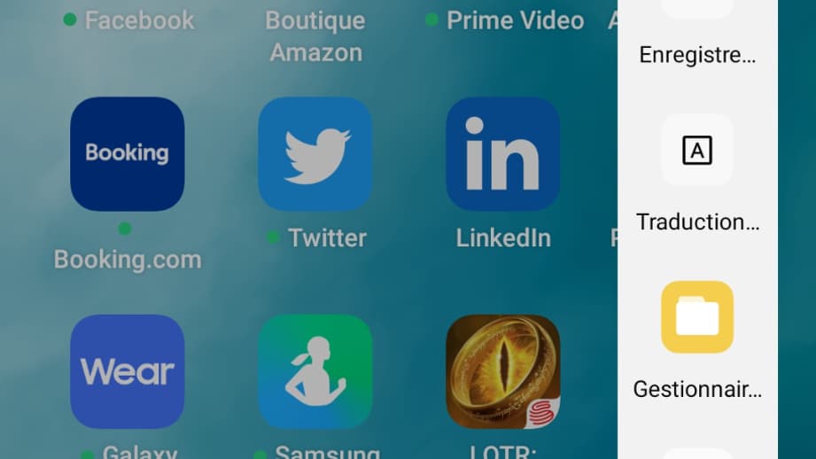 La barre latérale dans ColorOS permet d'utiliser facilement plusieurs fonctions (capture d'écran du OPPO Reno6 Pro) La barre latérale dans ColorOS permet d'utiliser facilement plusieurs fonctions (capture d'écran du OPPO Reno6 Pro)