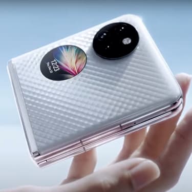 Le Huawei P50 Pocket est disponible chez SFR