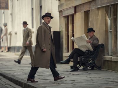 Les Sept Cadrans d’Agatha Christie : la nouvelle mini-série arrive sur Netflix