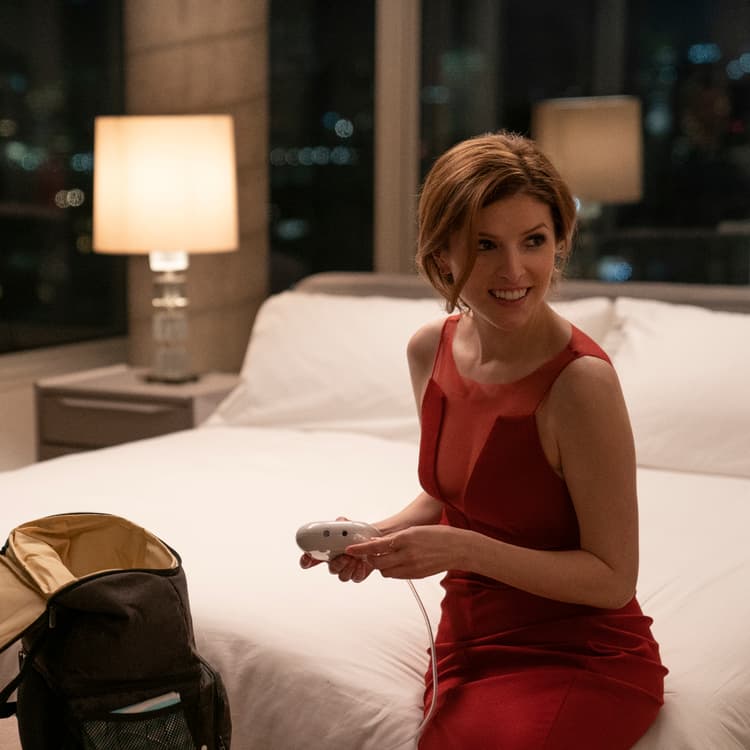 Qui Est Anna Kendrick Lhéroïne De La Série Love Life Sfr Actus