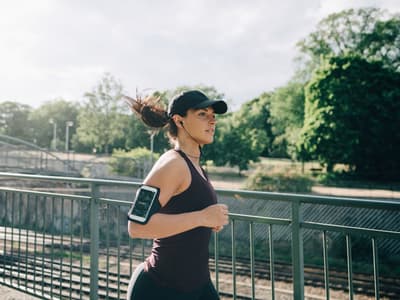 Comment tenir ses bonnes résolutions sportives grâce à son smartphone ?