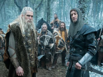 Fiasco : la nouvelle série comique avec Pierre Niney et François Civil arrive sur Netflix