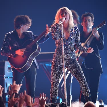 Lady Gaga annonce un duo avec une grande star