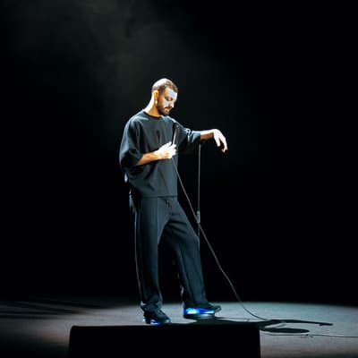 Ô DELÀ : le nouveau spectacle de Roman Frayssinet arrive sur Canal+