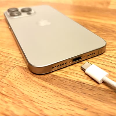 iPhone 15 : que faire en cas de problème de chargement ?